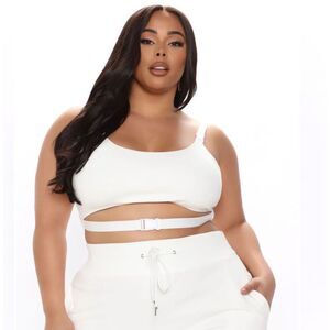 Fashion Nova 2X White Crop Top with Buckle Detail Adjustable Straps Double Lined